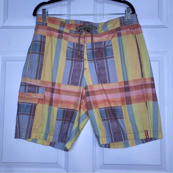 Tommy Bahama Relax Madras Plaid Print Swim Trunks Size Medium - Picture 1 of 9